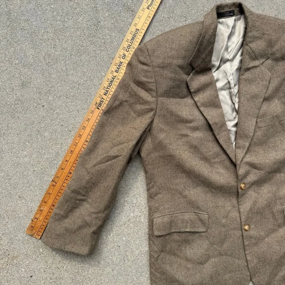 Vintage L.L. Bean Brown Herringbone Sport Coat Blazer Wool Cashmere 46R